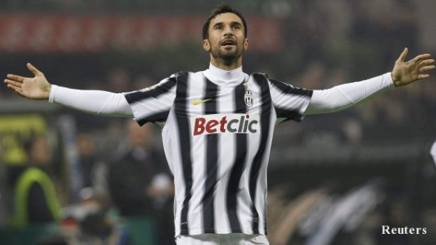 Вучинич също отпадна за Наполи