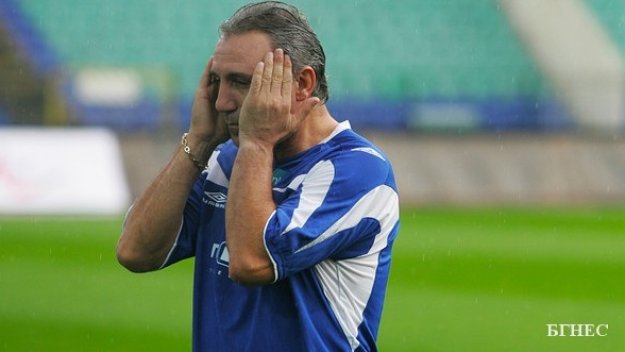 Стоичков и кмет предлагат стадион &quot;Пловдив&quot; за национален