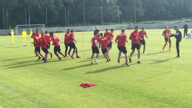 Чистката в ЦСКА започна: Двама вече са аут от "Армията"