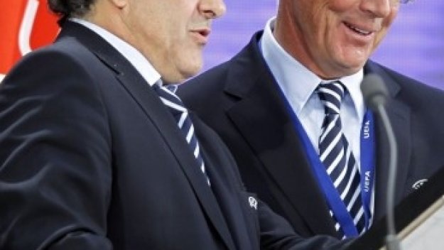 Кайзера подкрепи революционните идеи на Мишел Платини