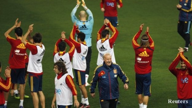 Испанците взимат по 300 000 евро за титла