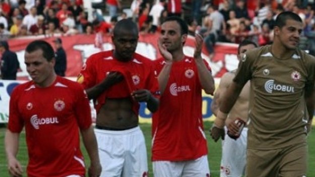 ЦСКА се мъчи, но обръща Ботев (Кр)