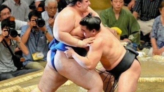 Тръшнаха Аоияма в Япония