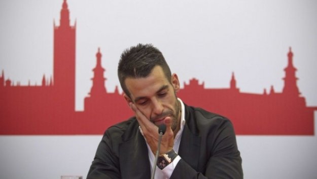Негредо се сбогува със Севиля