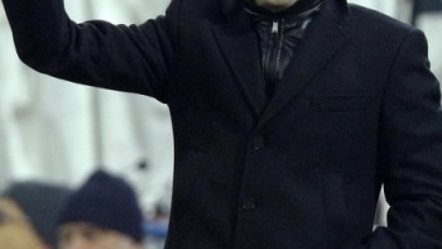 Адриано Галиани: Ще подновим договора на Алегри