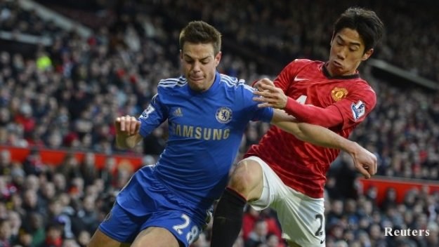 Челси на косъм от обрат на &quot;Олд Трафорд&quot;