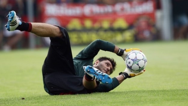 Амелия подкрепи бойкота на агитките