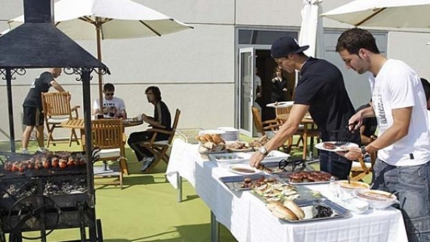 В Реал разпускат с барбекю
