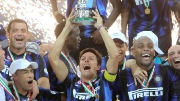 Санети чества 15 г. в Интер