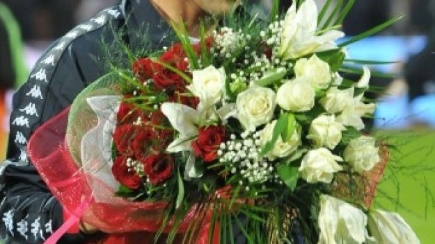 Елица ще пее за Стилиян Петров