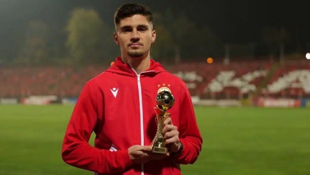 Звезда на ЦСКА с големи разкрития пред … деца + ВИДЕО