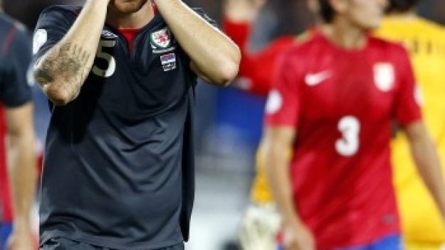 Сърбия писа шестица на Уелс