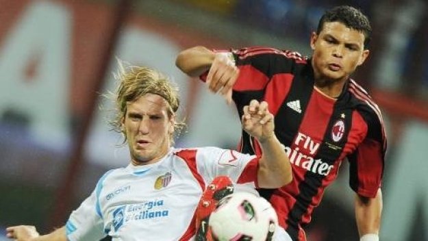 Тиаго Силва на линия за мача с Реал (Мадрид)