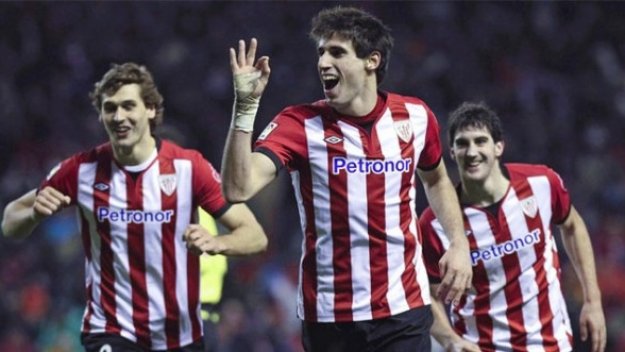 Мартинес поласкан от интереса на Барса