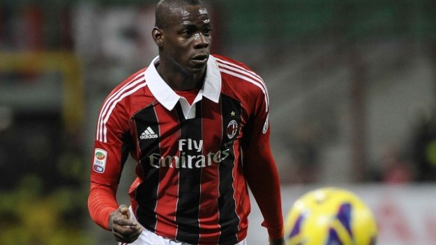 Балотели маха гребена