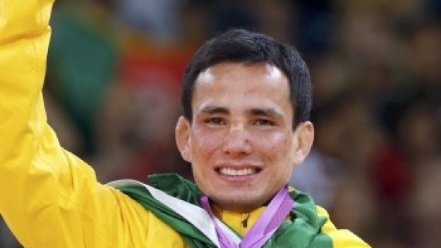 Бразилец си счупи медала