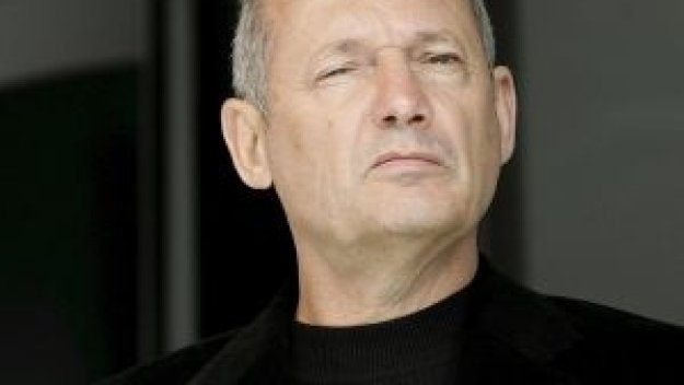 Рон Денис се развежда