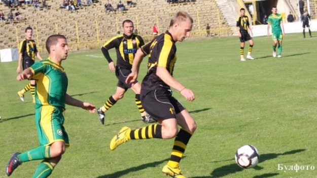 Чистка в Ботев Пловдив по Коледа