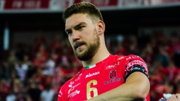 "Лъвовете" с нов играч, Чернокожев се уреди с картотека за Световното