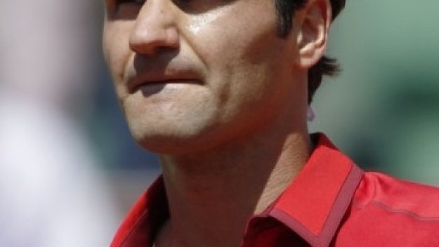 Федерер с протоколна победа срещу Вавринка