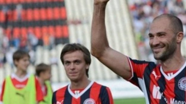 Амкар удари Ростов. Пеев, Сираков и Занев резерви