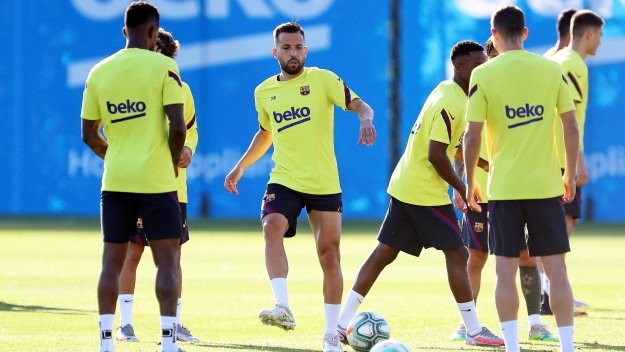 Алба попадна в групата на Барса за Ел Класико