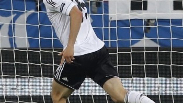 Руди Фьолер: Не искаме 50 милиона