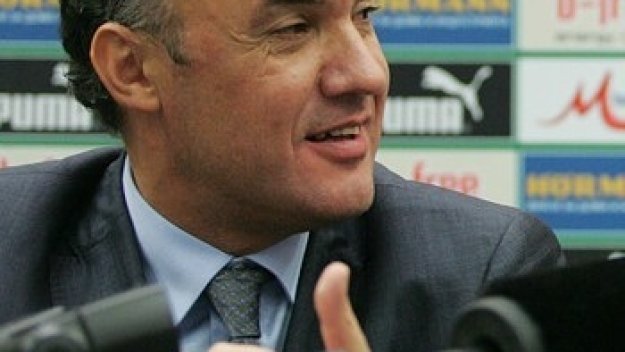 Михайлов доволен от победата, закани се да иска неустойка от арабите