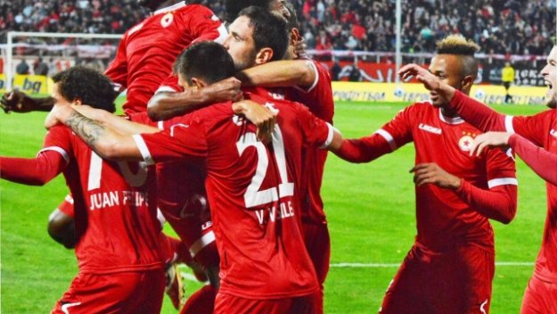 ЦСКА с унищожителна атака срещу Лудогорец