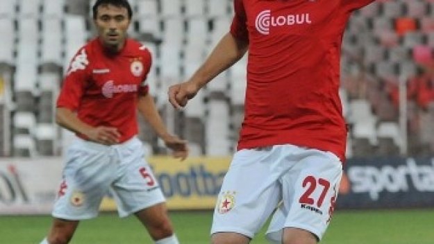 Зику: На &quot;Армията&quot; съм у дома си