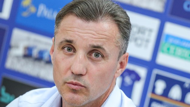 Три дилеми тормозят Генчев в Левски