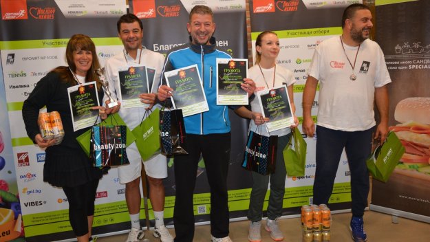 ЕВРОМАТ МР вдигнаха купата в тенис турнира на Holiday Heroes