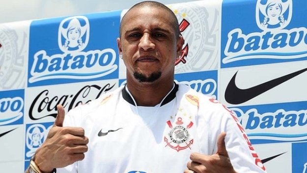 Шокиращо! Роберто Карлош подписва договор с Анжи (Махачкала)