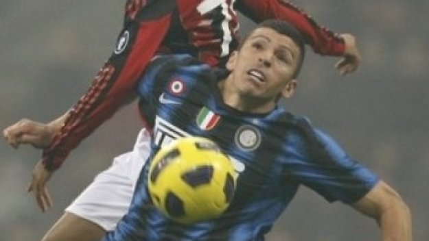 Интер с трима в атака срещу Милан