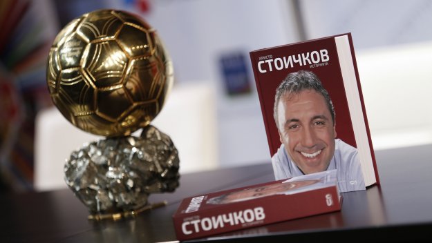 По случай САЩ'94: Стоичков на турне със Златната топка из България