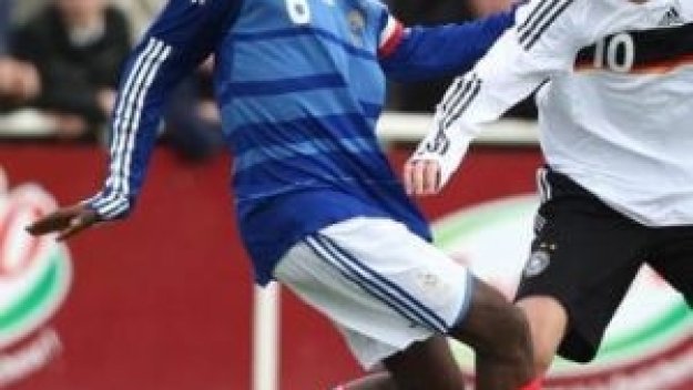 Льо Авър оспорва твърдението на Юнайтед за Погба