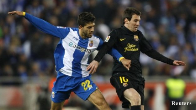 Еспаньол и съдията спряха Барса