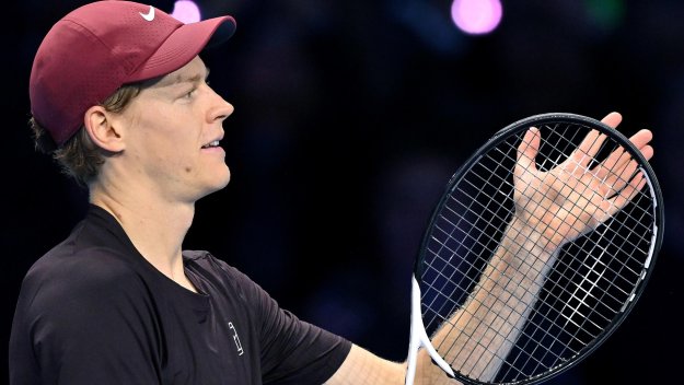 Синер премаза Де Минор и е на финал в Торино