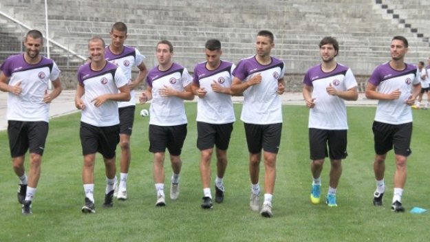 Етър кани на работа психоложката на Левски