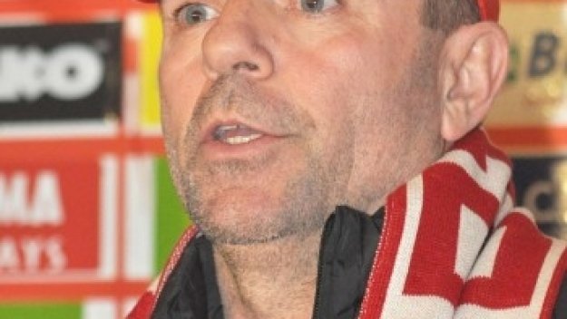 Младенов и &quot;Титан&quot; се скараха заради Мболи