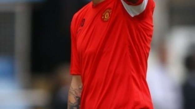 Бербатов се връща за мача с Швейцария