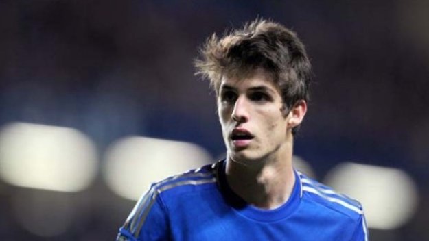 Челси прати младок в Малага