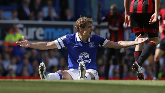 Евертън с отлична сделка за Йелавич