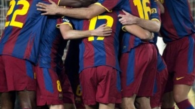 Барса с рекорд на полусезона