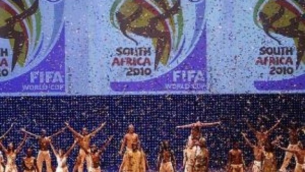 ЮАР откри първия стадион за Мондиал 2010