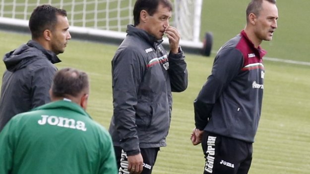 Боби Михайлов и Петър Хубчев си стиснаха ръцете за нов договор