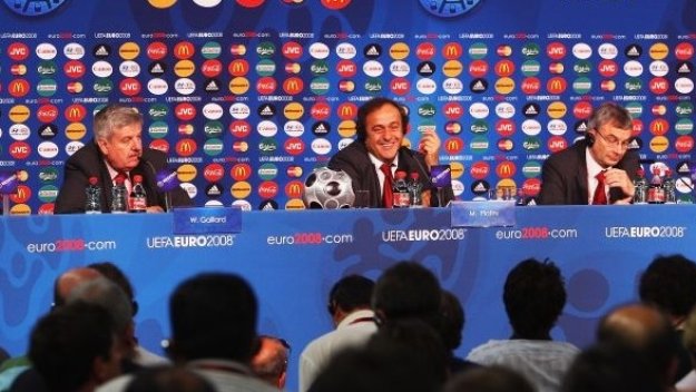 Съветник на Платини: Английската федерация е най-слабата в Европа