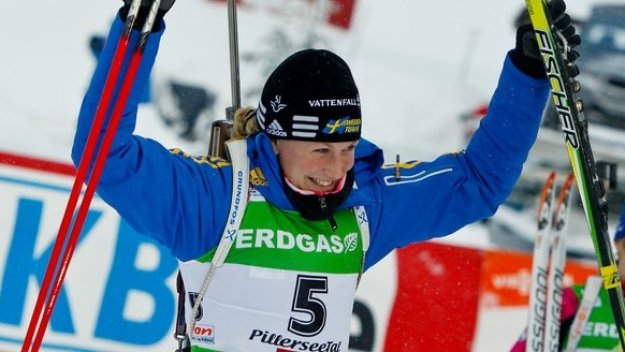 Шведите с драматична победа в смесената щафета в Поклюка