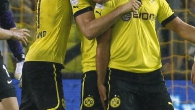 Левандовски направи Марко Ройс за смях на тренировка + ВИДЕО