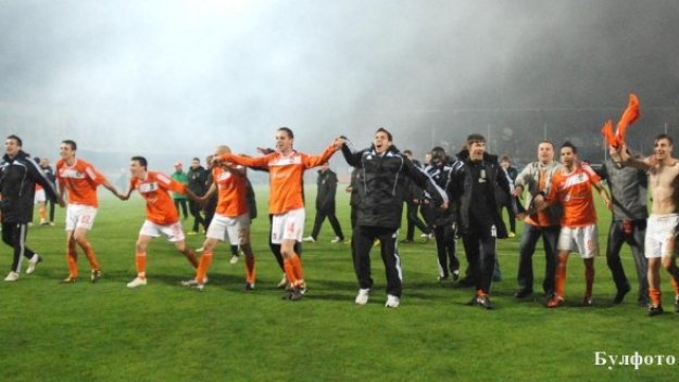 11 от Литекс отиват на &quot;Армията&quot;